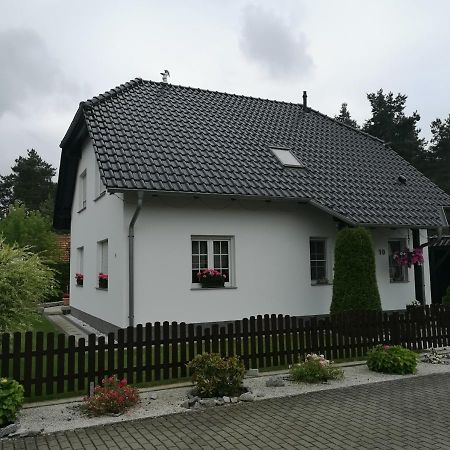 Ziltendorf Gaestezimmer Im Bewohnten Efh Mit Pool Und Garten מראה חיצוני תמונה