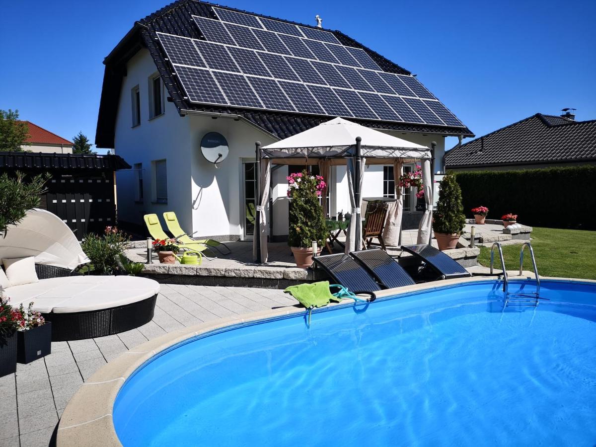 Ziltendorf Gaestezimmer Im Bewohnten Efh Mit Pool Und Garten מראה חיצוני תמונה