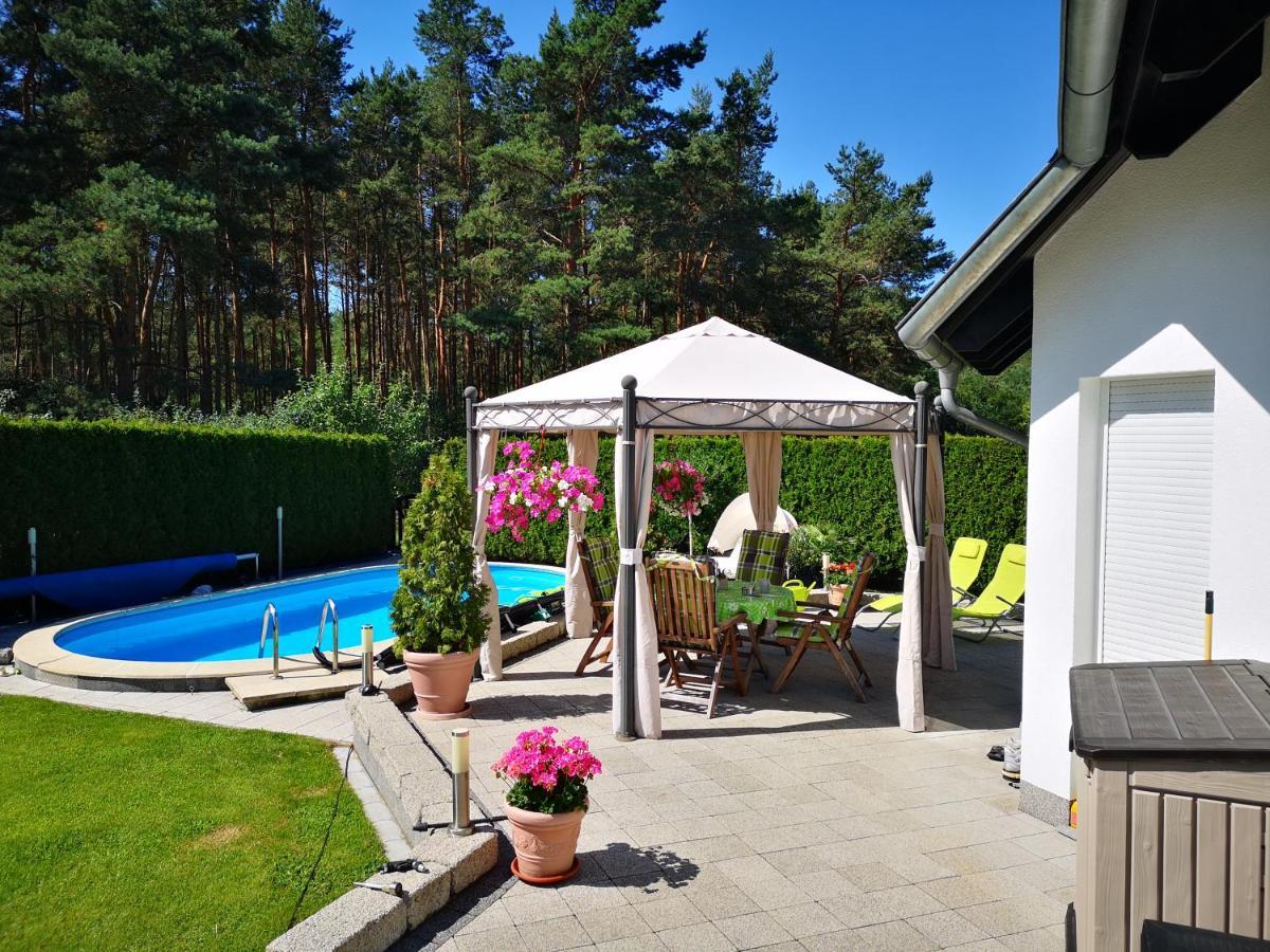 Ziltendorf Gaestezimmer Im Bewohnten Efh Mit Pool Und Garten מראה חיצוני תמונה